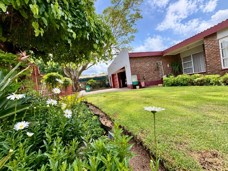 4 Bedroom Property for Sale in Potchefstroom North West